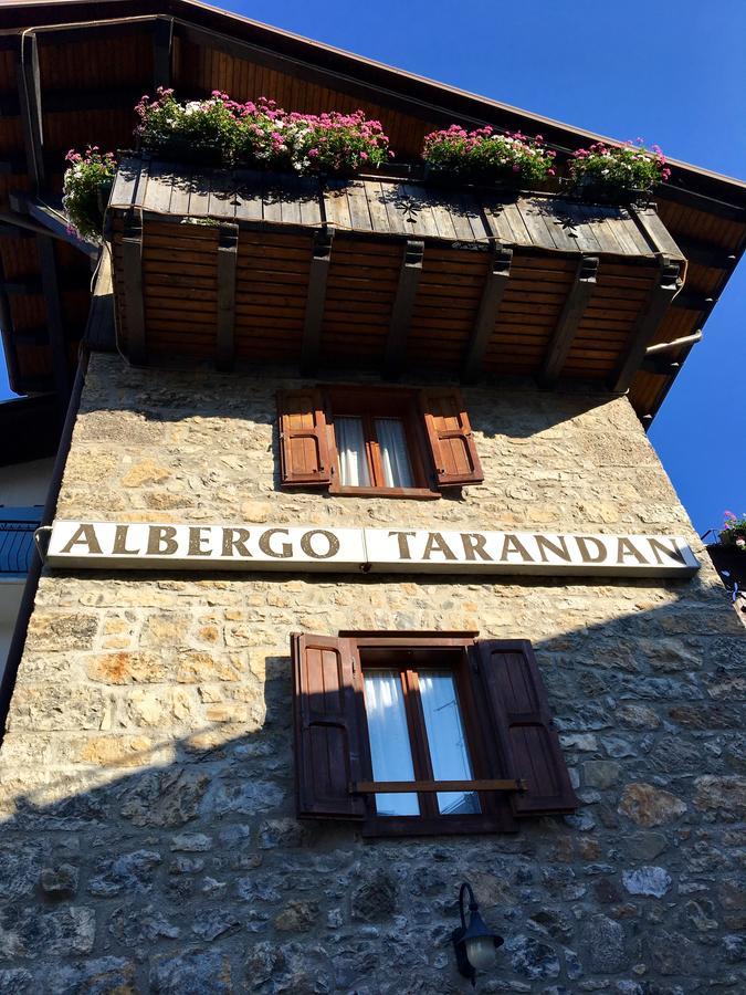 Albergo Meuble Tarandan 포르니 디 소프라 외부 사진