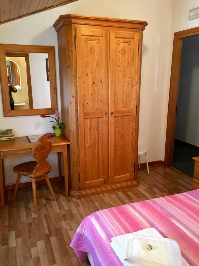 Albergo Meuble Tarandan 포르니 디 소프라 외부 사진